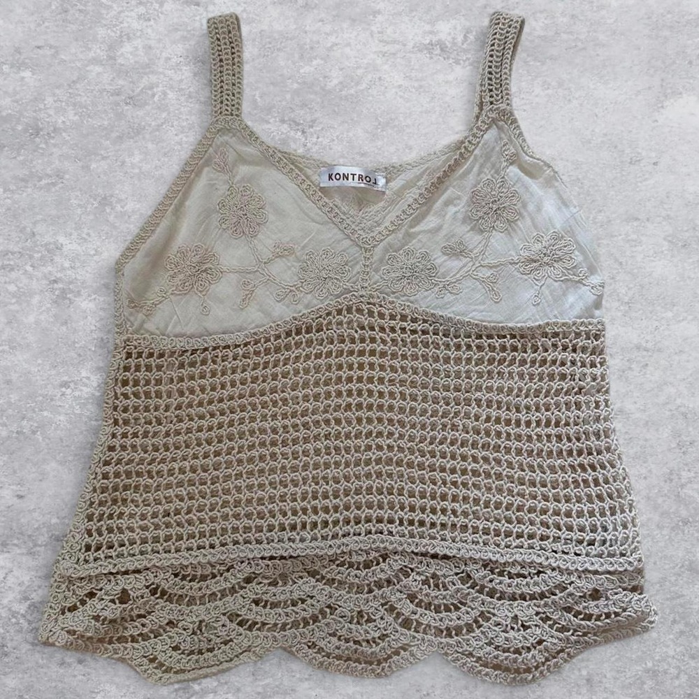 Kontrol Contemporary Beige Crochet Floral Embroidered Boho Cami Top